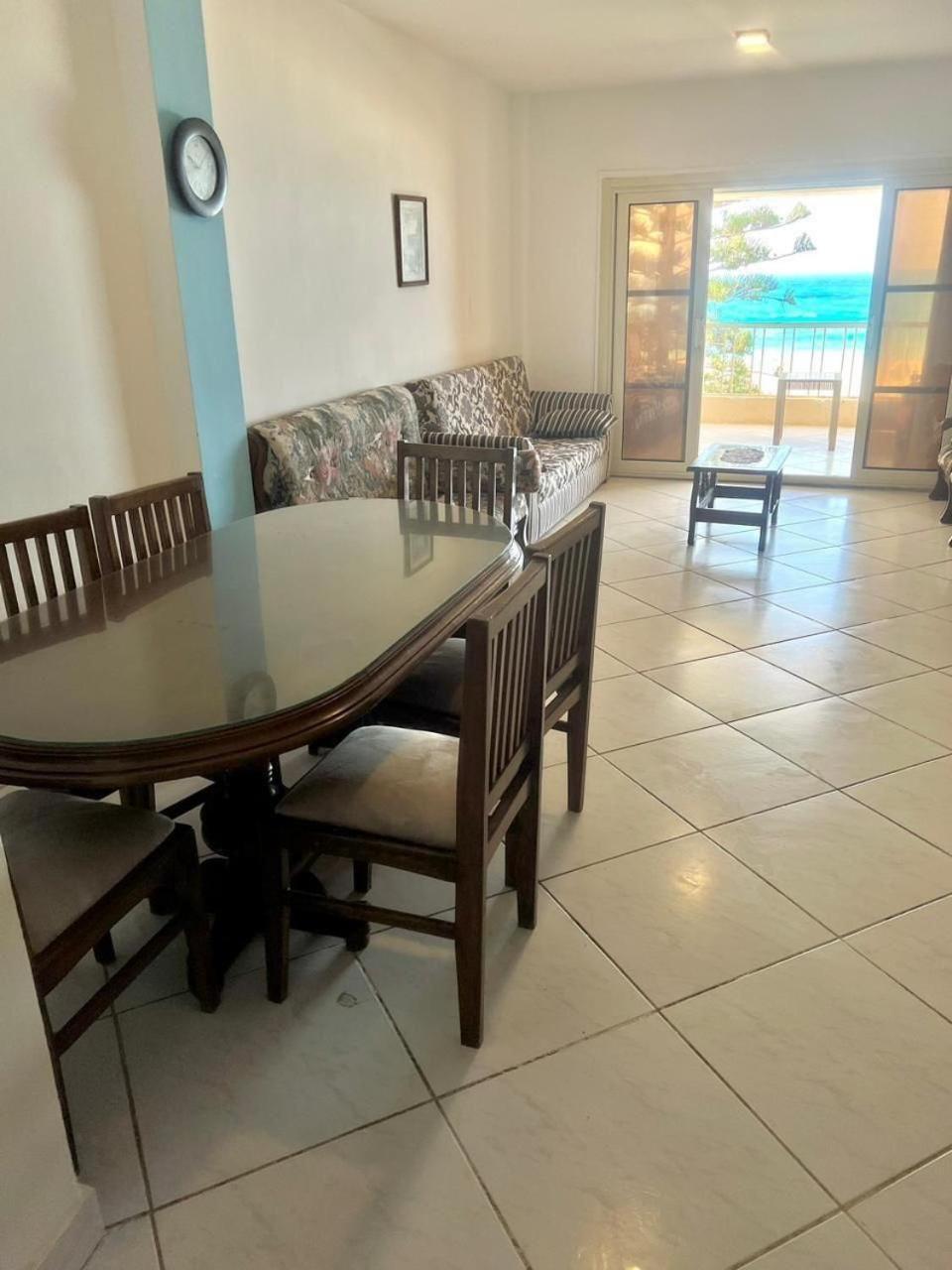Beachfront Chalet In Green Beach, North Coast Villa El Alamein Ruang foto