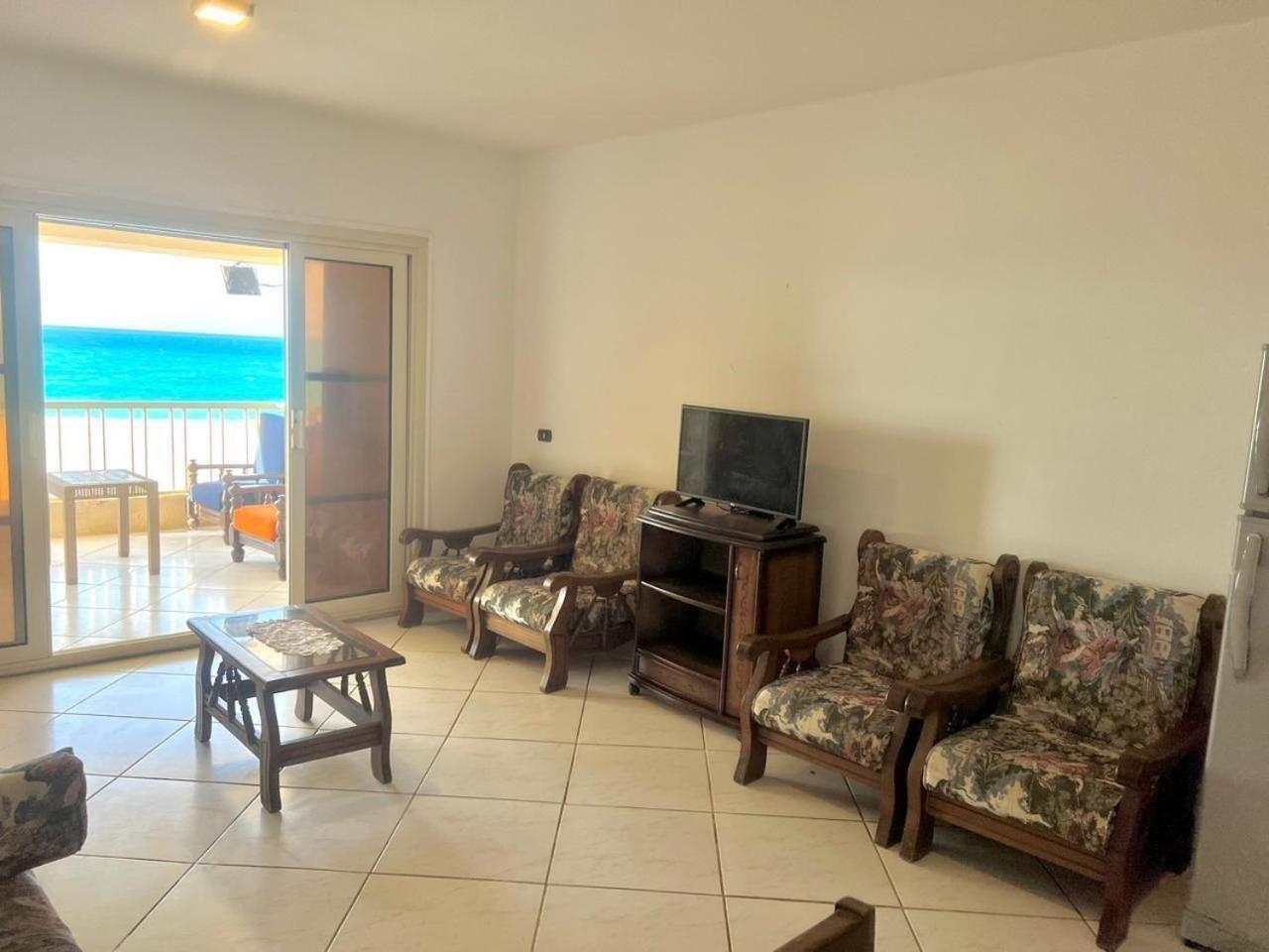 Beachfront Chalet In Green Beach, North Coast Villa El Alamein Ruang foto